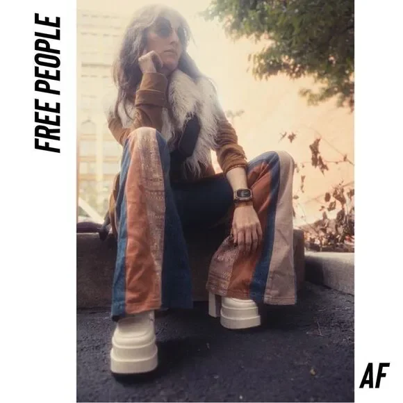 FREE PEOPLE SERENA FLARE LOW RISE JEANS NWT 31 & 32 left - Picture 4 of 14